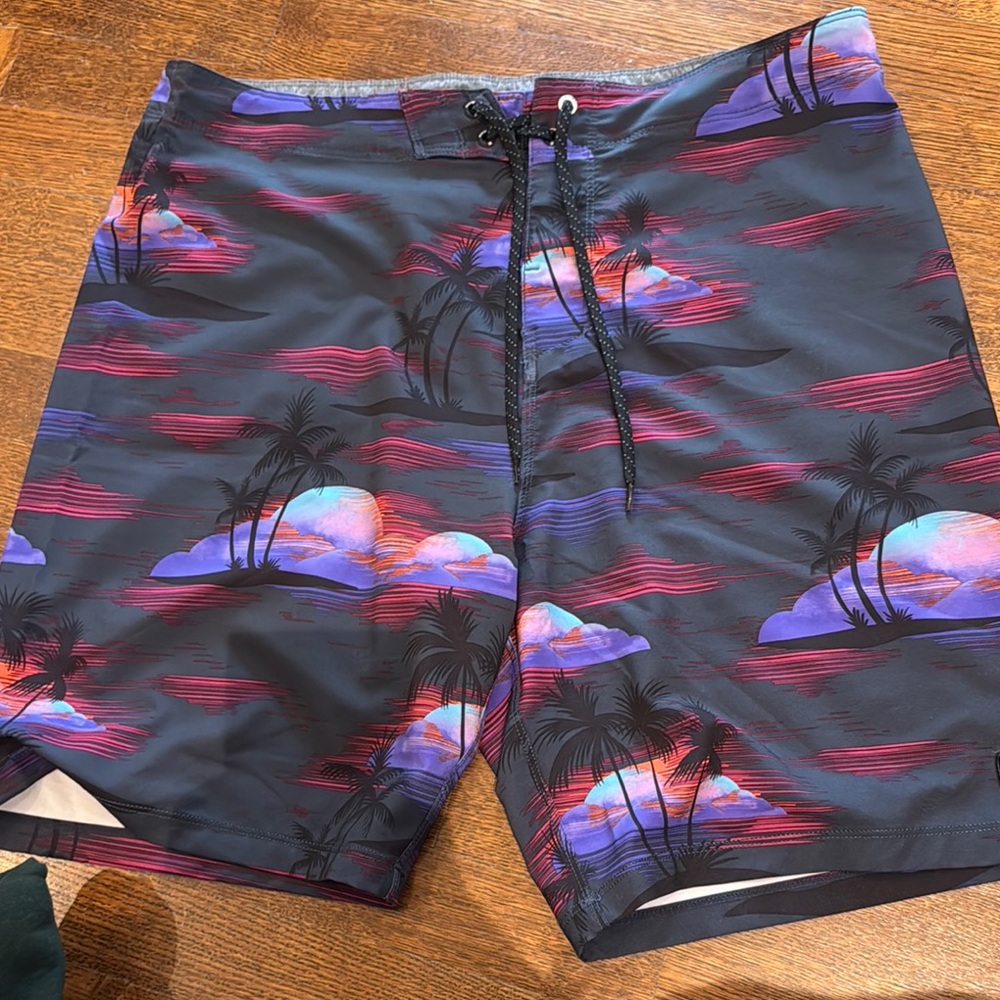 Hurley Purple and Black Swim Trunks with Scenic Design